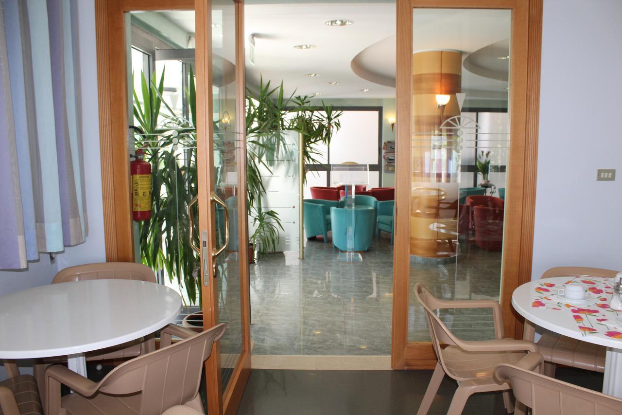 Hotel American Bellaria-Igea Marina Zewnętrze zdjęcie