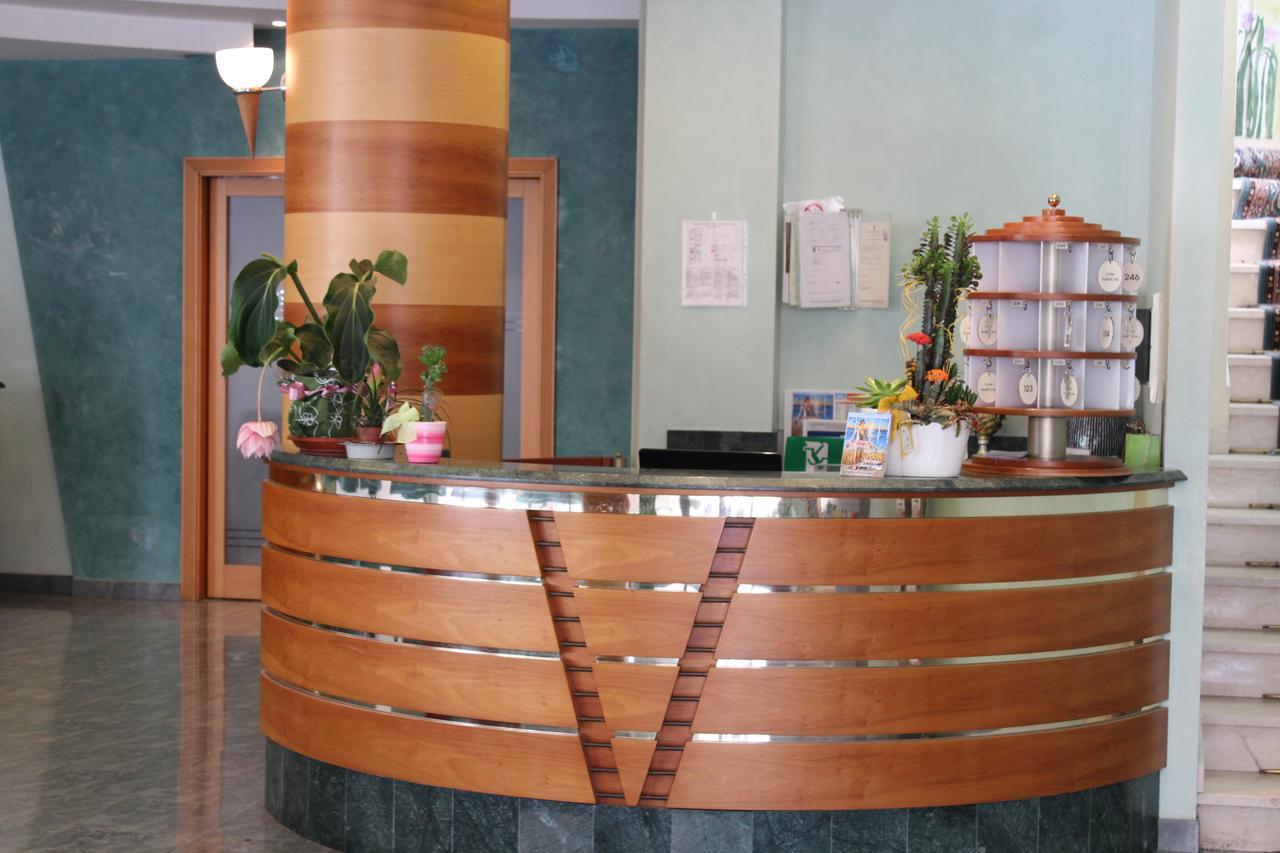 Hotel American Bellaria-Igea Marina Zewnętrze zdjęcie