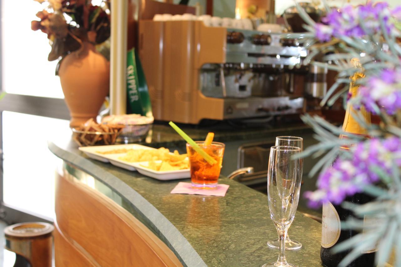 Hotel American Bellaria-Igea Marina Zewnętrze zdjęcie