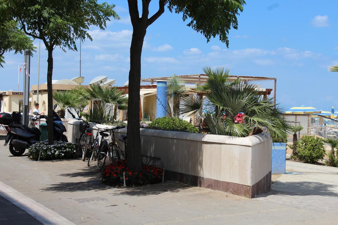 Hotel American Bellaria-Igea Marina Zewnętrze zdjęcie